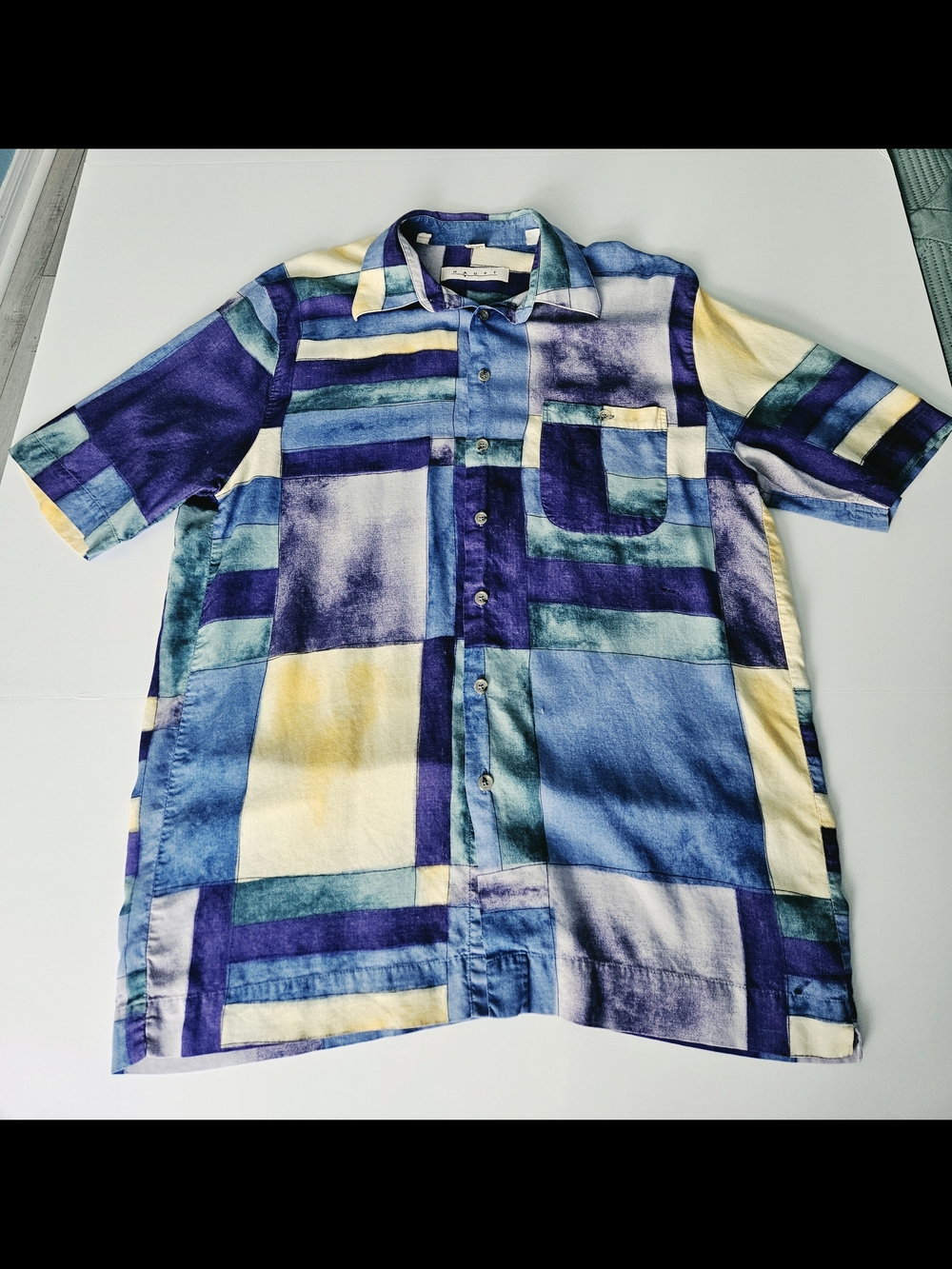 Vintage Haupt Mens M 39-40 Made in Germany Abstract Geometric Button Up Shirt.